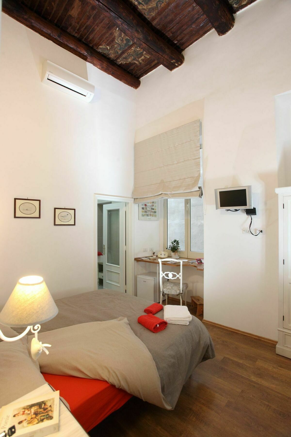 Hotel Napolipietrasanta Naples